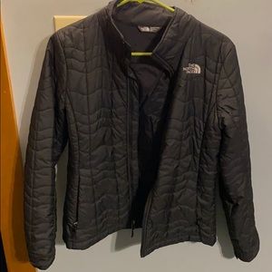 Women’s North Face coat size medium black